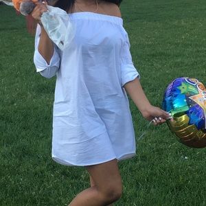 White strapless dress